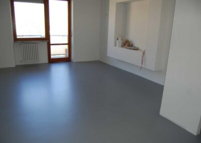 Pavimento resina locale appartamento