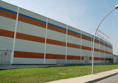 Verniciatura esterna multi colore capannone industriale